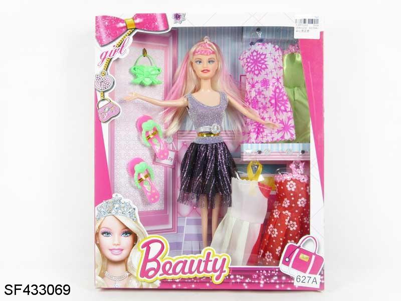 11.5晚时装实身芭比带衣服带配件